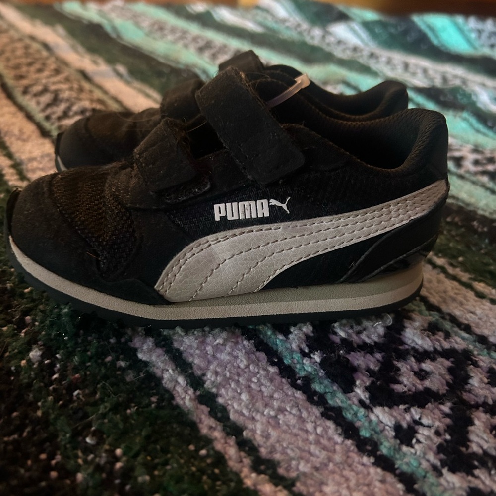 Kids Puma sneakers
